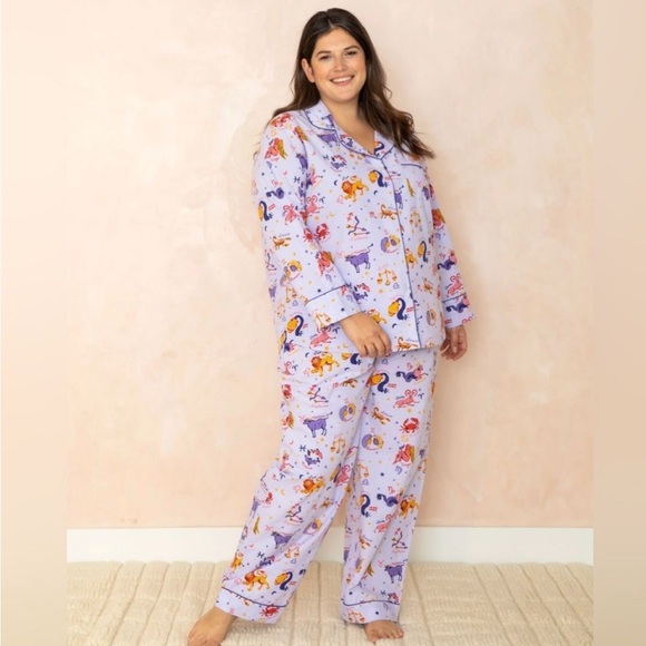 Discontinued Printfresh “What’s Your Sign” Pajama Set - Picture 1 of 5